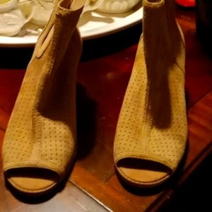 Big Buddah Chunky Heel Boots